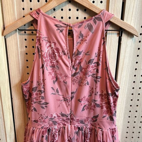 NWT Floral Halter Maxi Dress - Picture 5 of 6